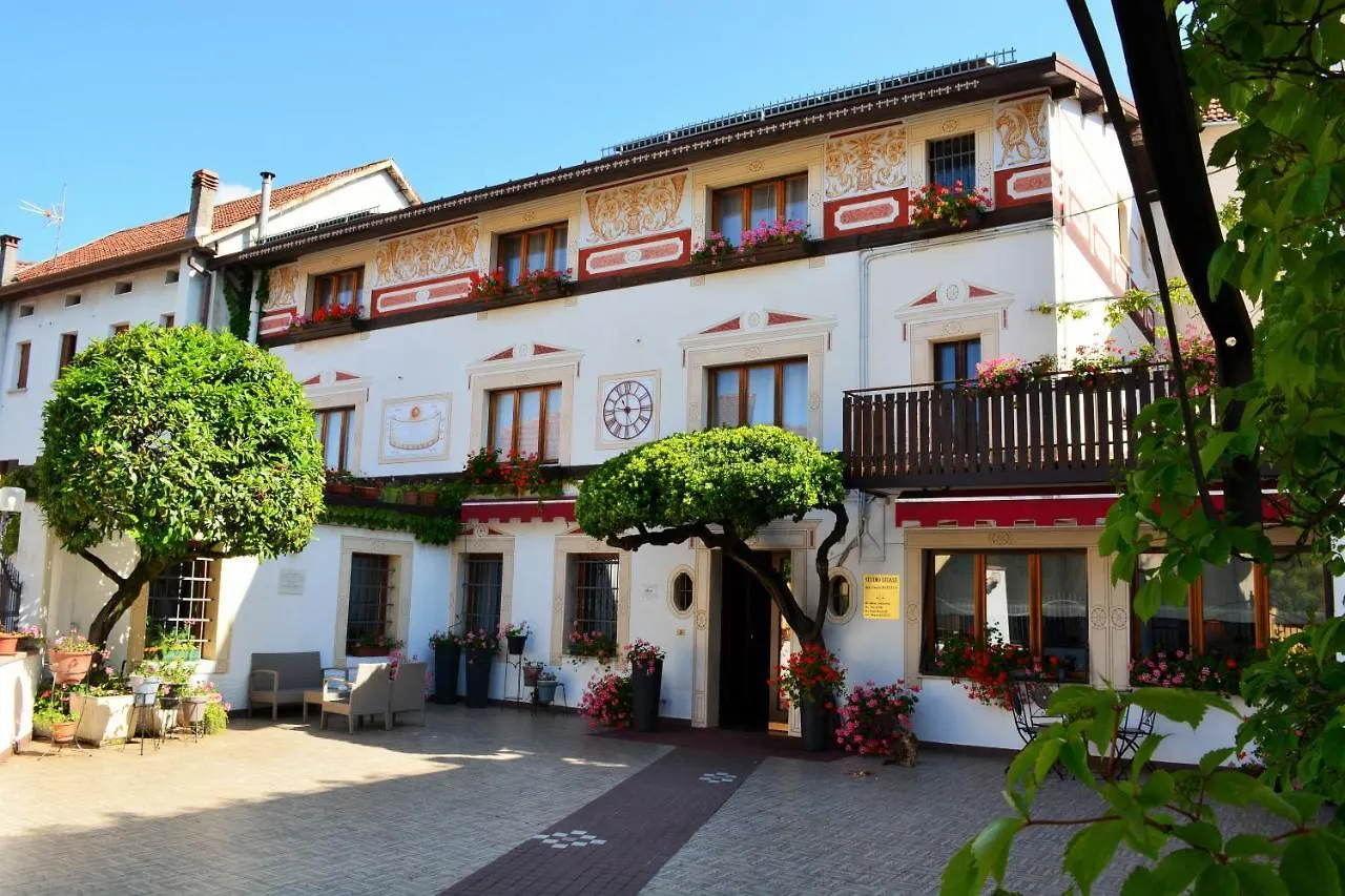 Garna d'Alpago Alla Posta Guest House