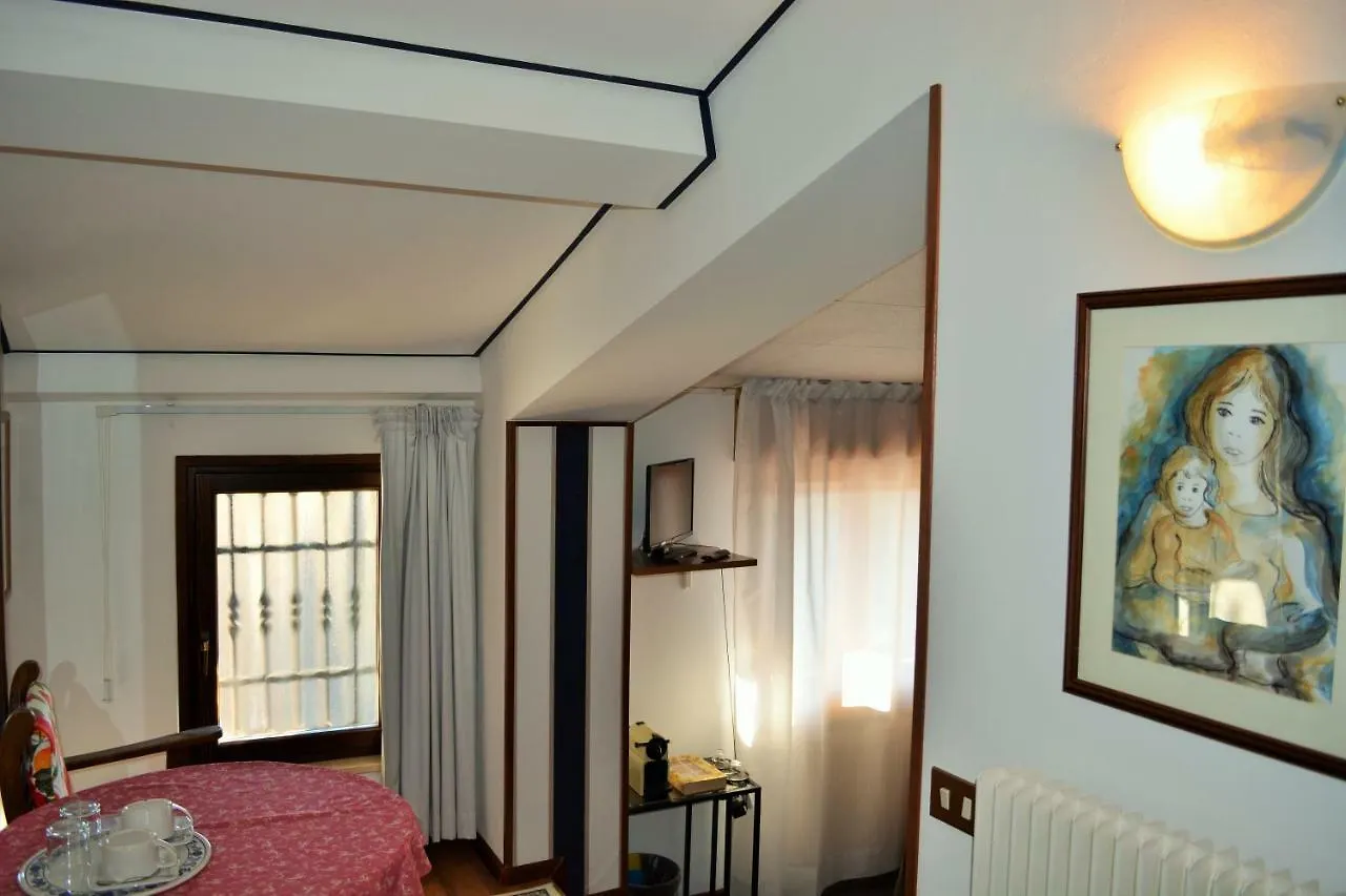 Garna d'Alpago Alla Posta Guest House איטליה